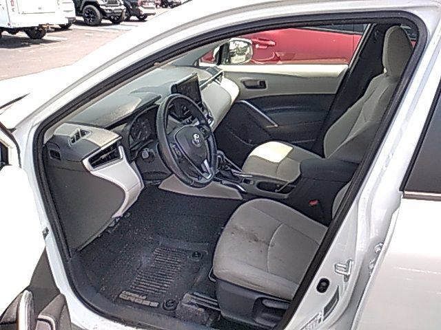 Used 2023 Toyota Corolla Cross LE w/ Black Badges Package (TMS) FWD image 6
