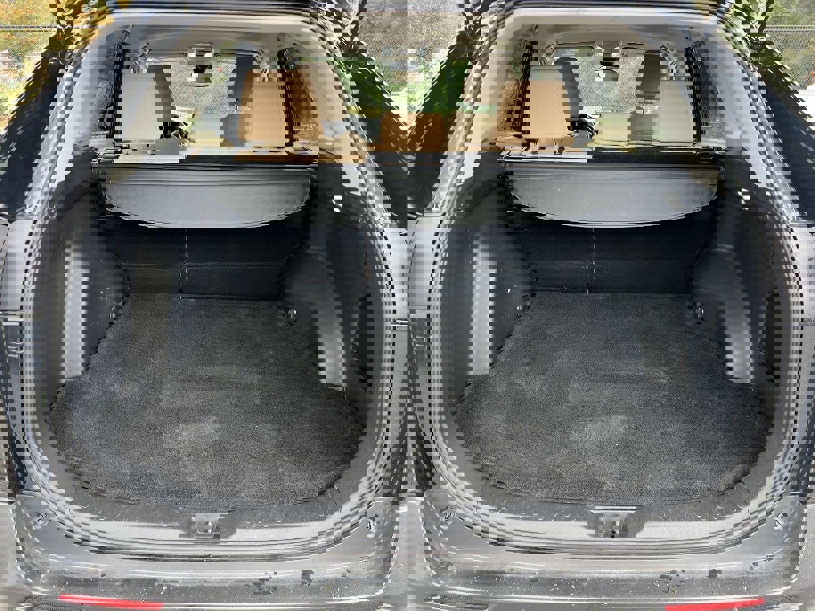 Used 2021 Toyota RAV4 XLE image 18