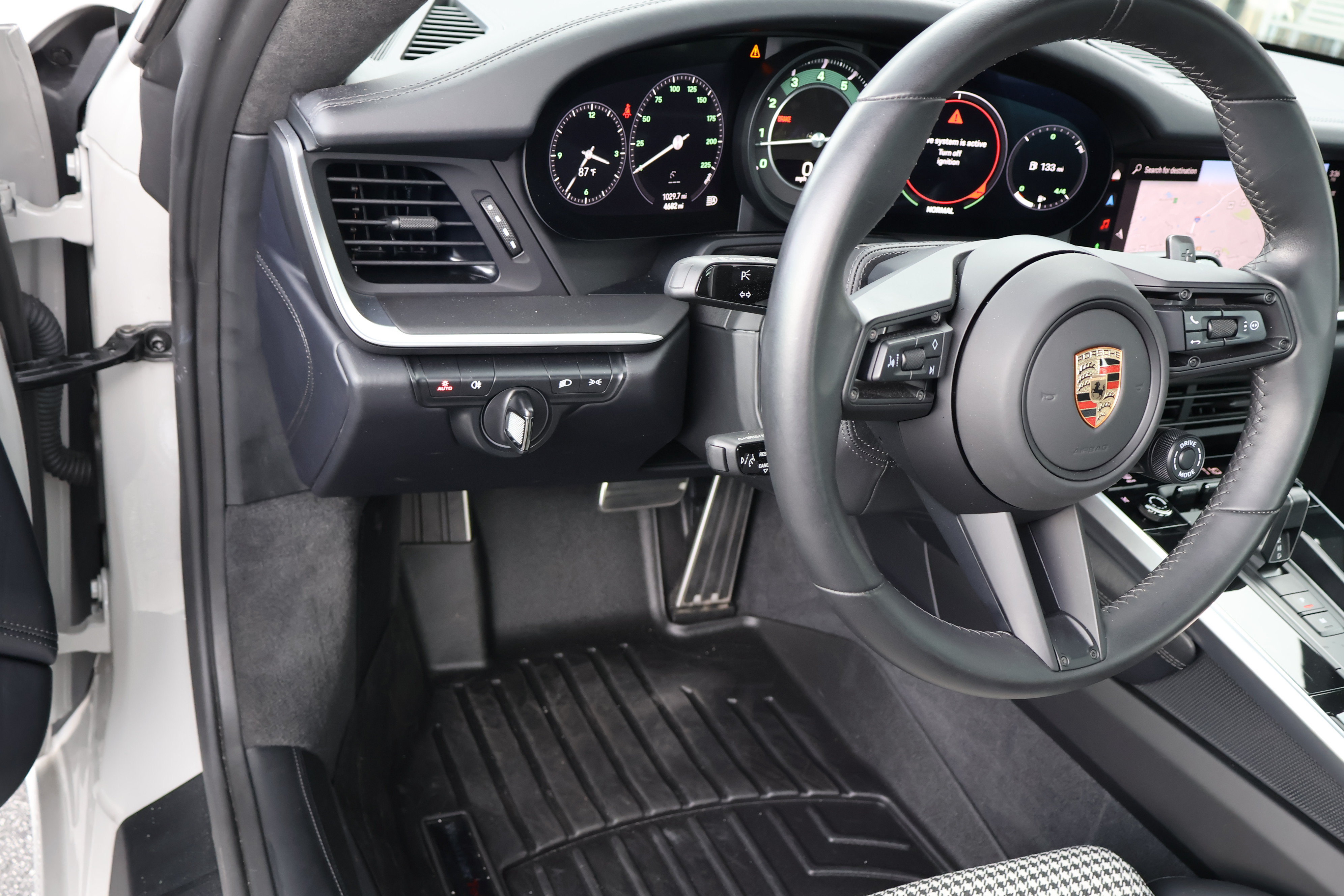 Used 2025 Porsche 911 Turbo S AWD/4WD image 24