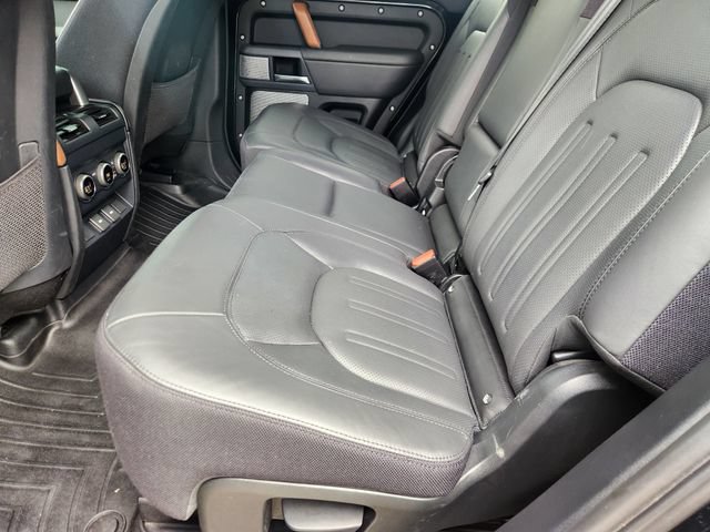Used 2023 Land Rover Defender 130 X AWD/4WD image 30