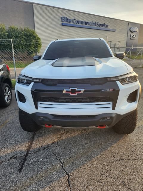 Used 2026 Chevrolet Colorado ZR2 AWD/4WD image 2