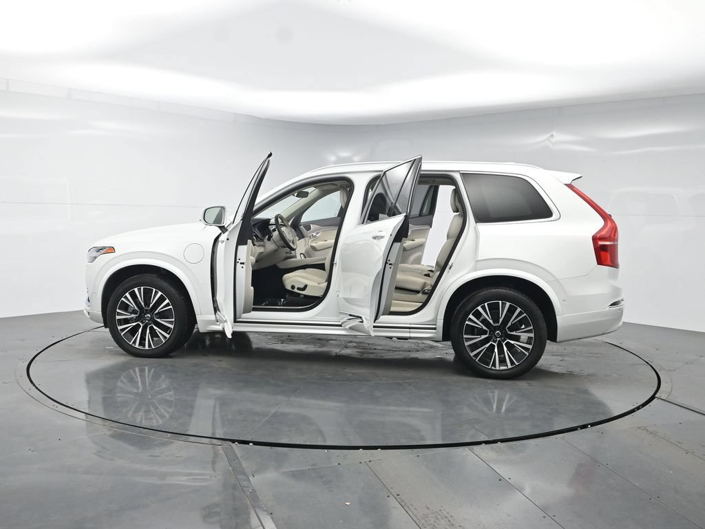 Used 2024 Volvo XC90 T8 Plus AWD/4WD image 44