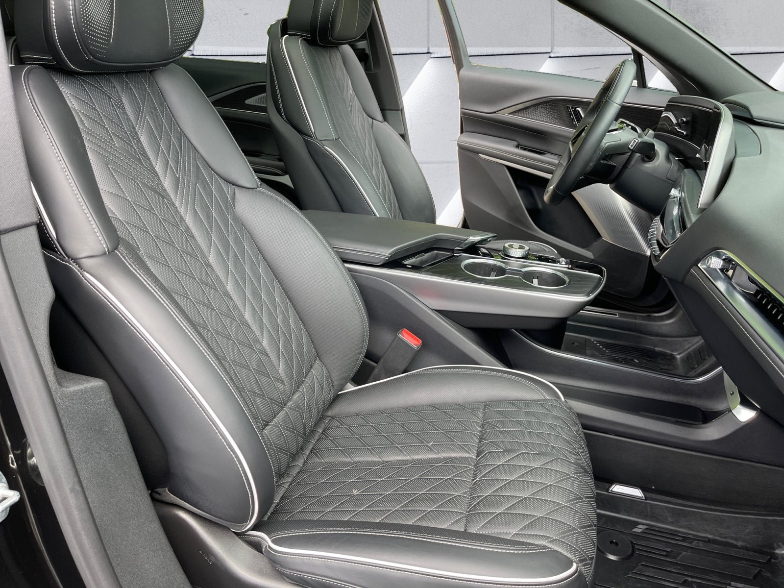Used 2026 Cadillac Lyriq V w/ LPO, Floor Liner Package AWD/4WD image 16