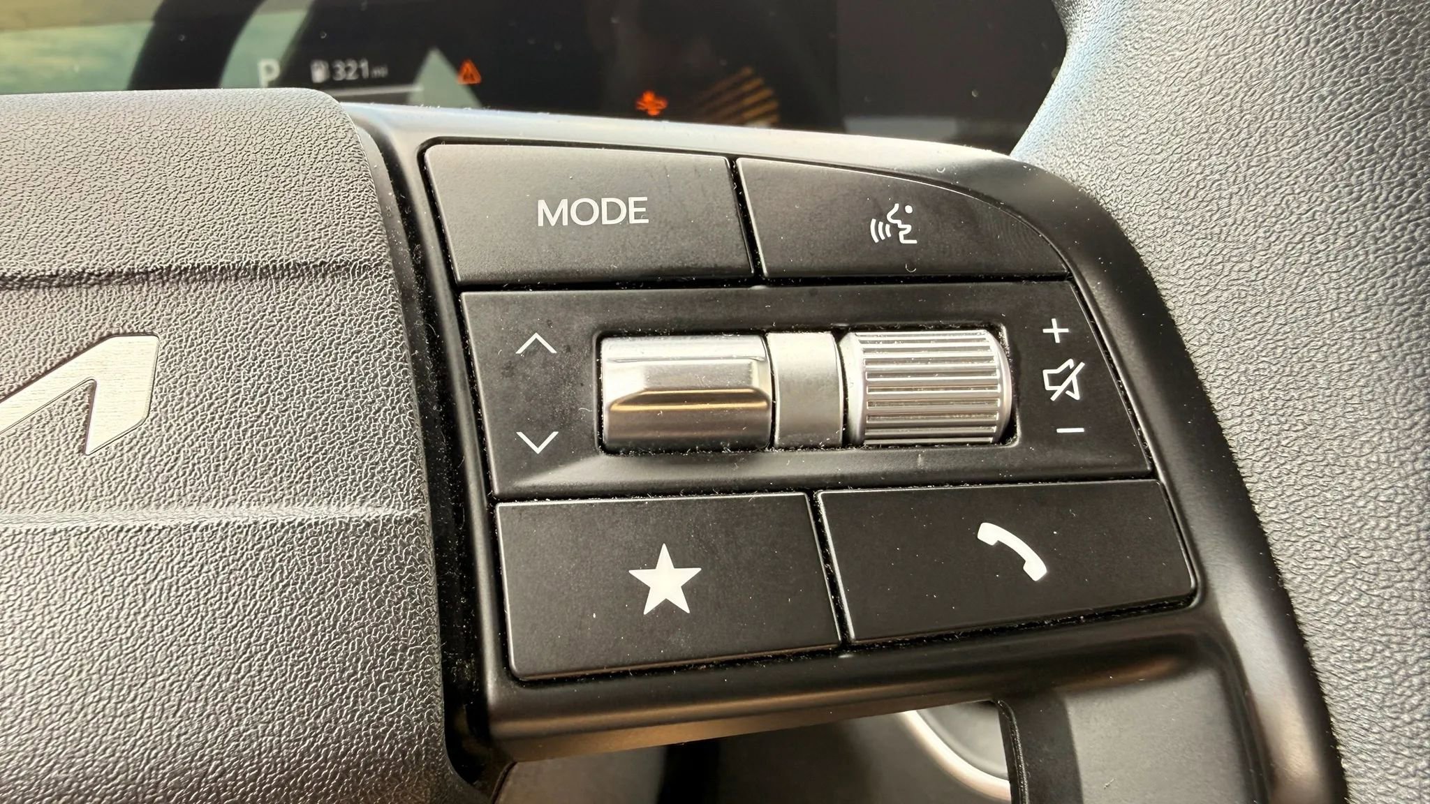 Used 2025 Kia K4 image 20