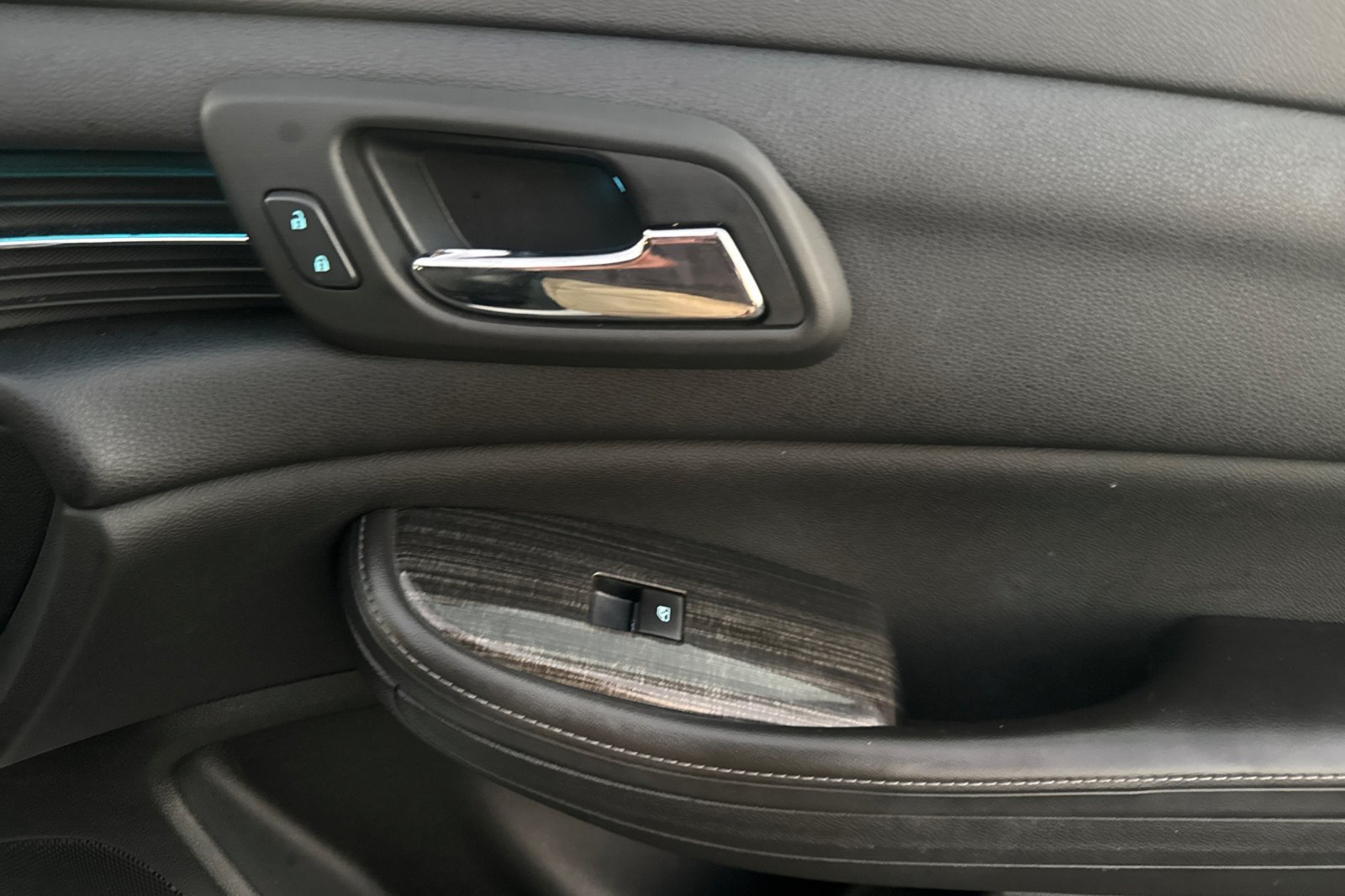 Used 2016 Chevrolet Malibu LT w/ Power Convenience Package FWD image 21