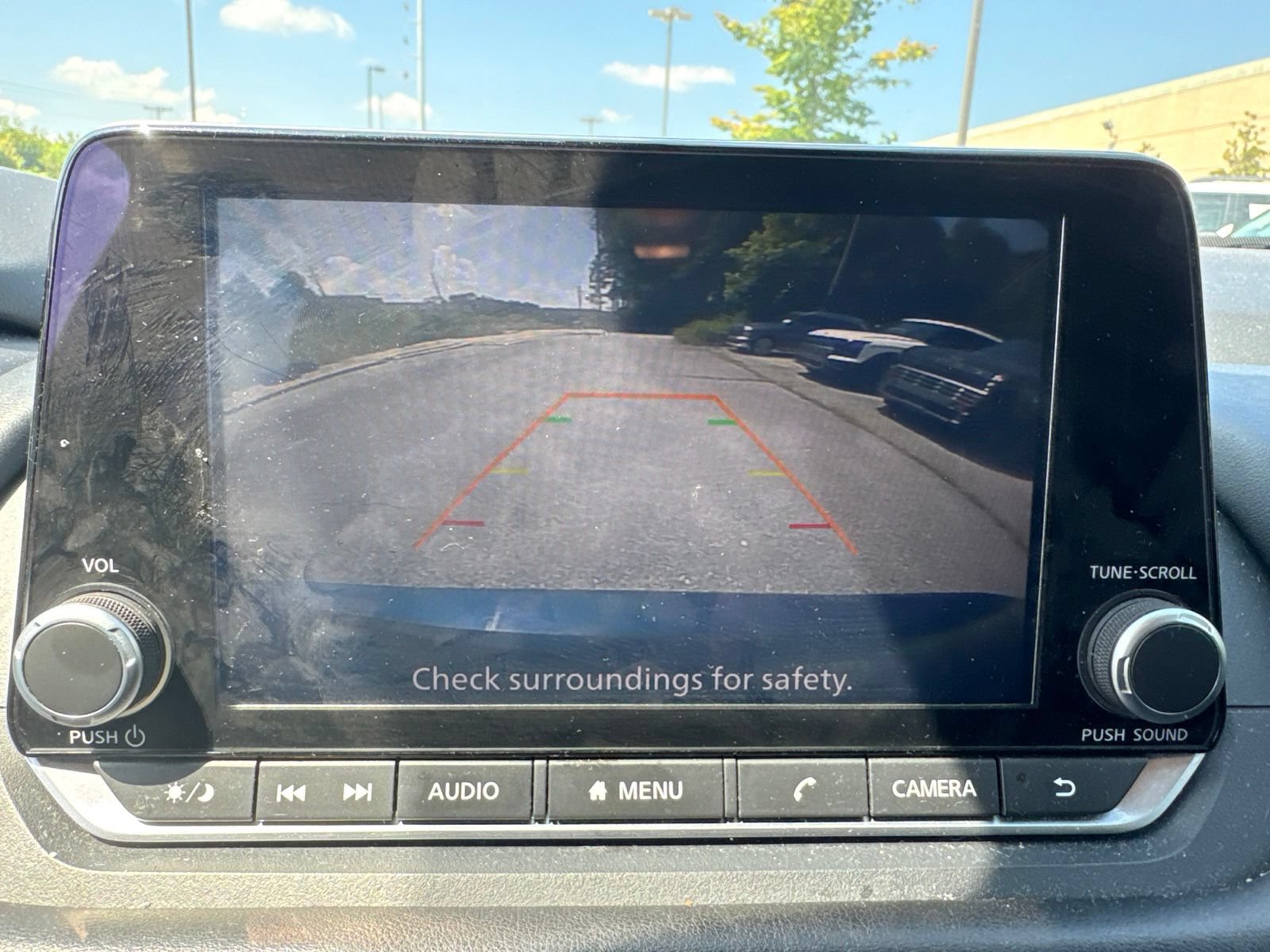 Used 2024 Nissan Rogue SV FWD image 23