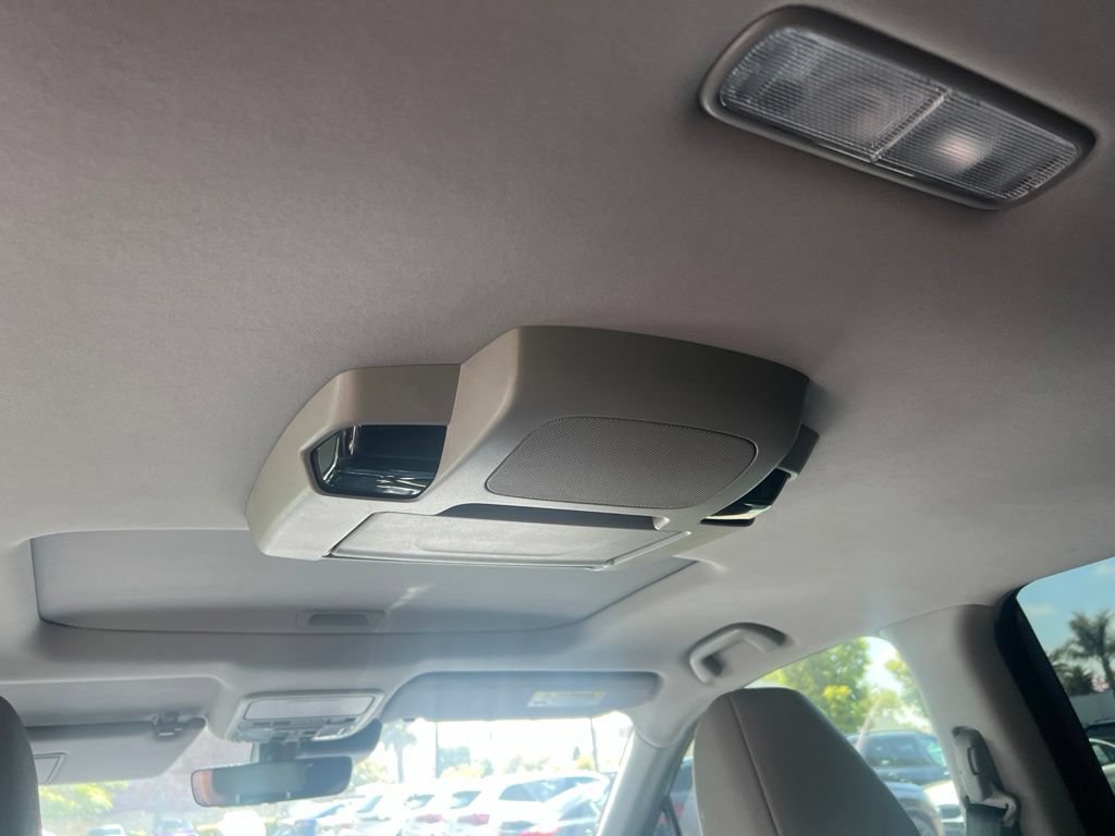 Used 2019 Honda Pilot Touring image 12