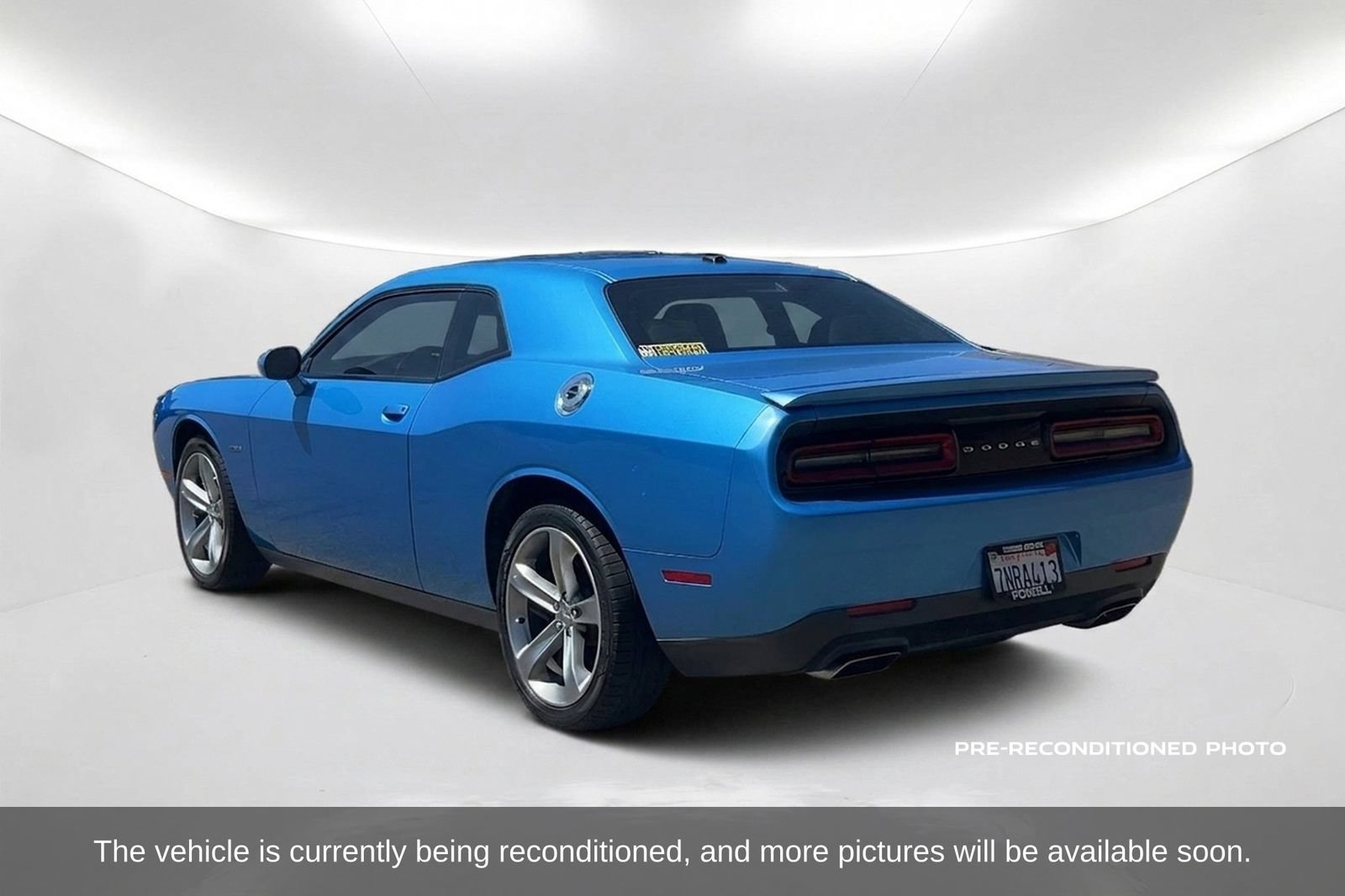 Used 2015 Dodge Challenger R/T w/ Quick Order Package 28B R/T RWD image 8