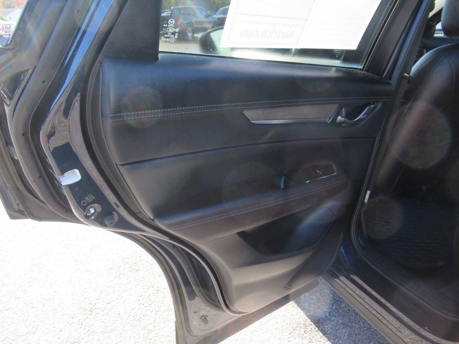 Used 2021 MAZDA CX-5 Signature image 16