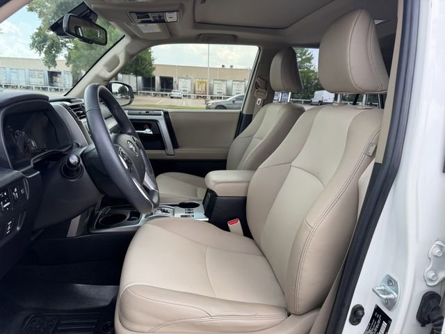 Used 2021 Toyota 4Runner SR5 Premium w/ Moonroof Package RWD image 26