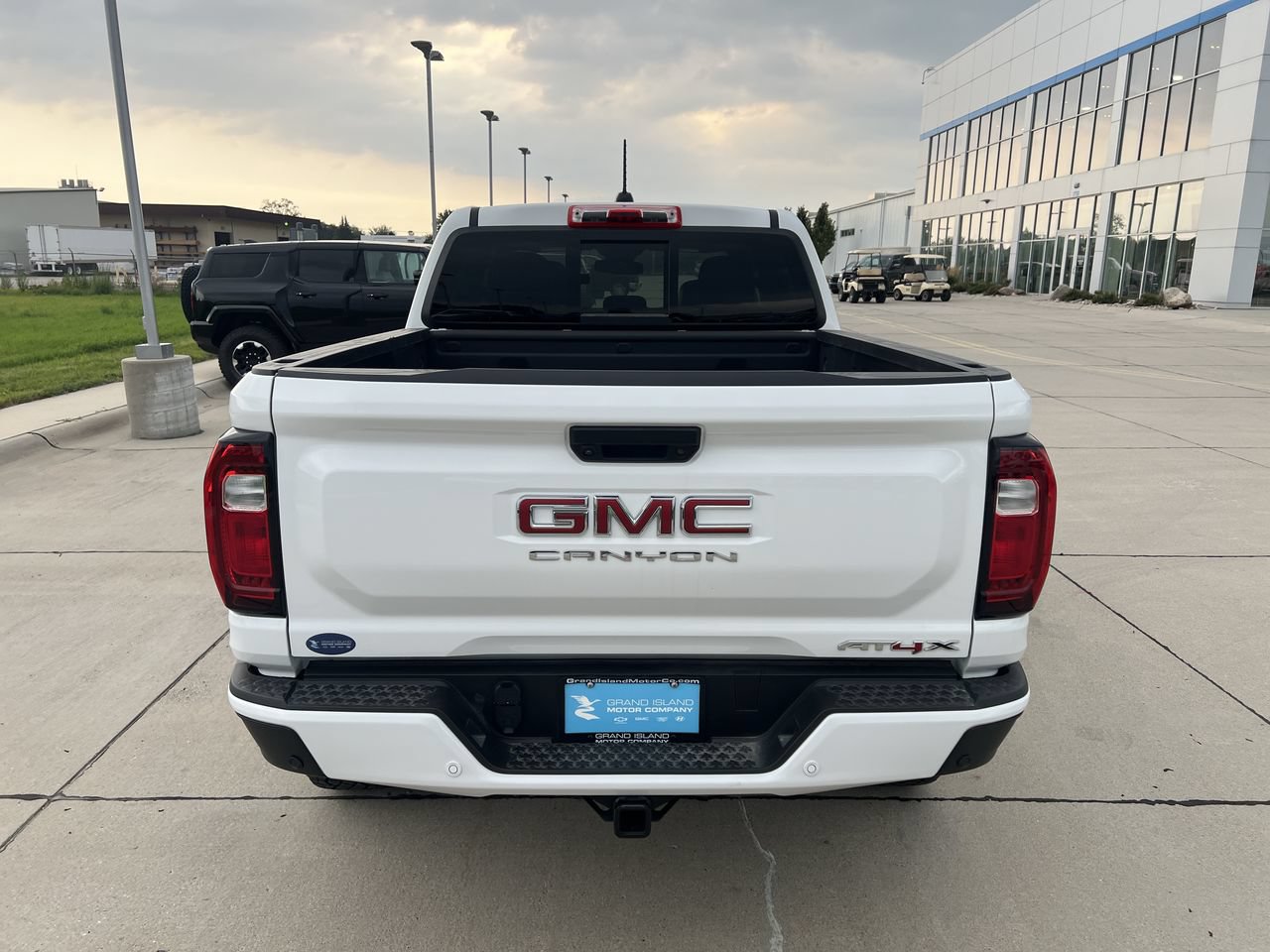 Used 2024 GMC Canyon AT4X AWD/4WD image 38