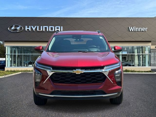 Used 2024 Chevrolet Trax LT w/ Driver Confidence Package FWD image 6