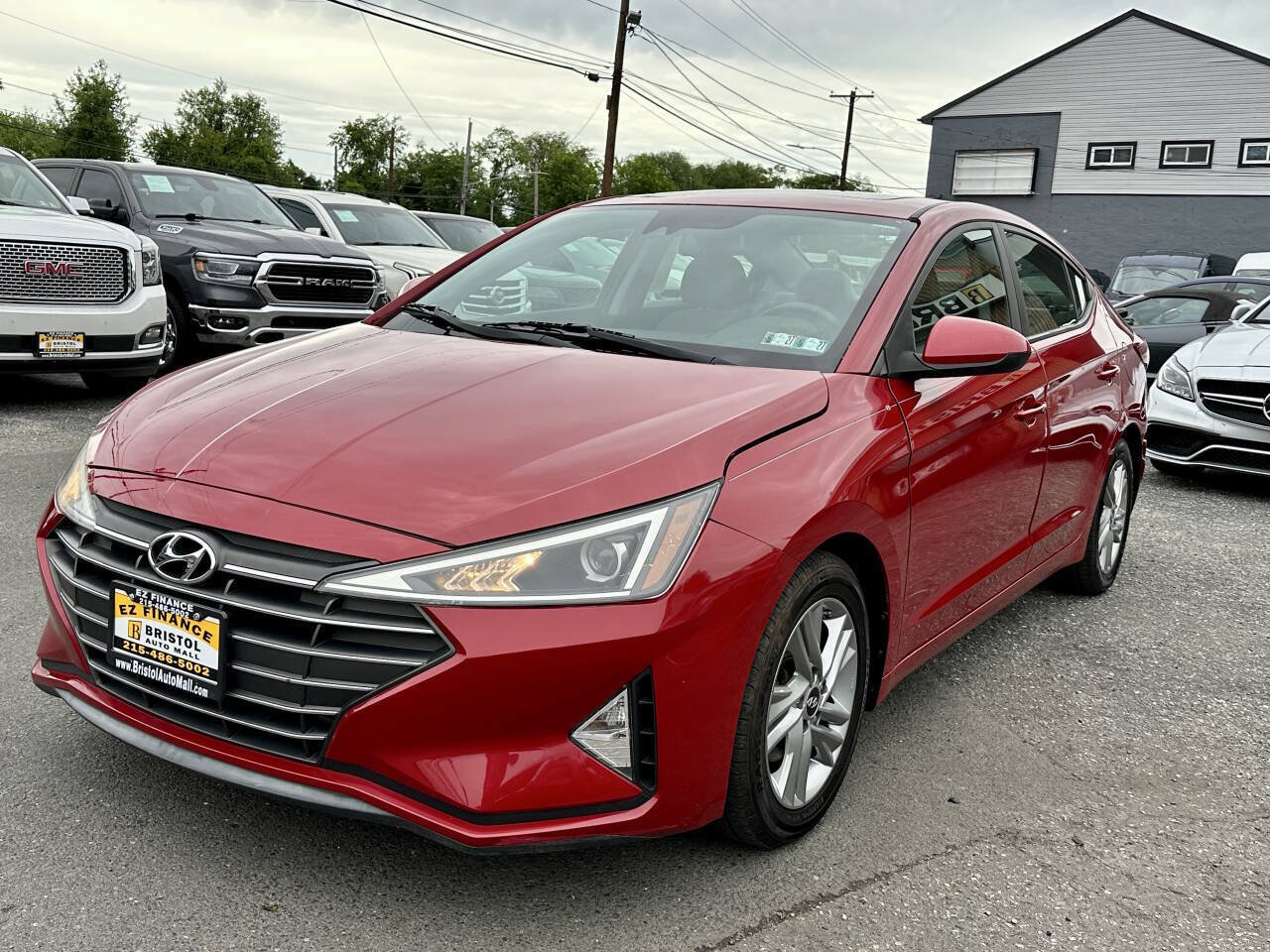 Used 2019 Hyundai Elantra Value Edition FWD image 3
