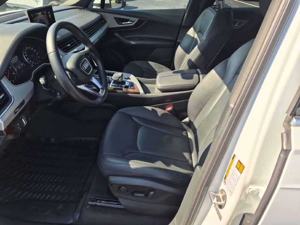 Used 2017 Audi Q7 2.0T Premium AWD/4WD image 12