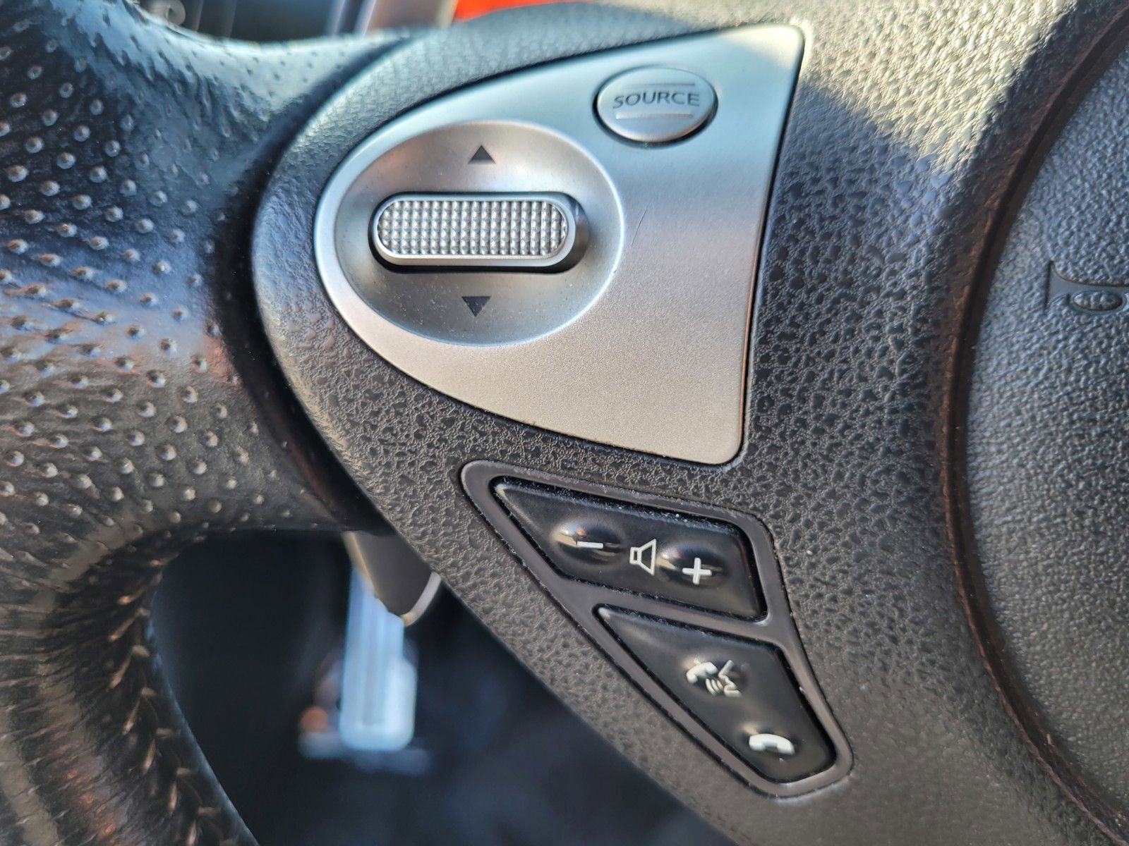 Used 2015 Nissan 370Z Touring w/ Aerodynamics Package image 25