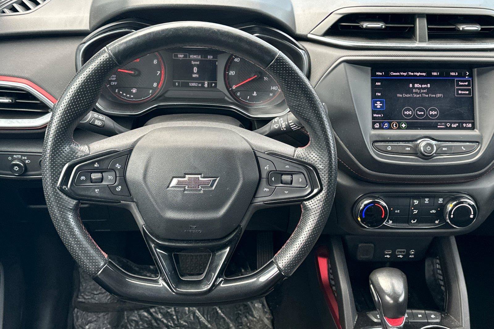 Used 2022 Chevrolet TrailBlazer RS FWD image 14