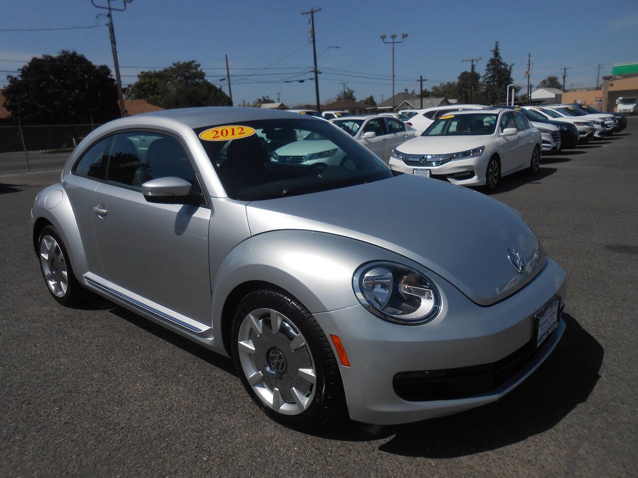 Used 2012 Volkswagen Beetle 2.5 FWD image 3