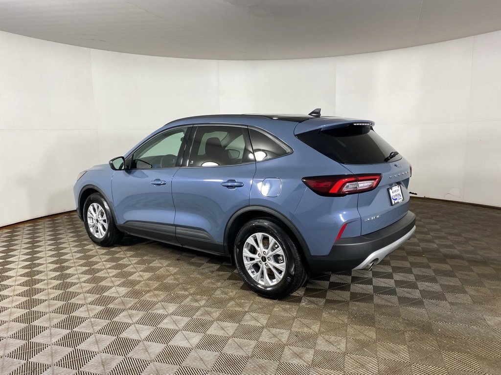 Used 2025 Ford Escape Active image 8