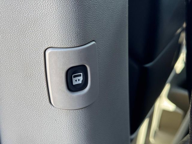 Used 2020 Dodge Grand Caravan SXT FWD image 18