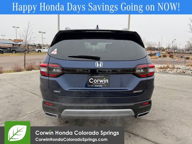 New 2025 Honda Pilot Touring image 8