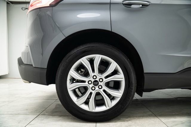 Used 2024 Ford Edge Titanium image 33