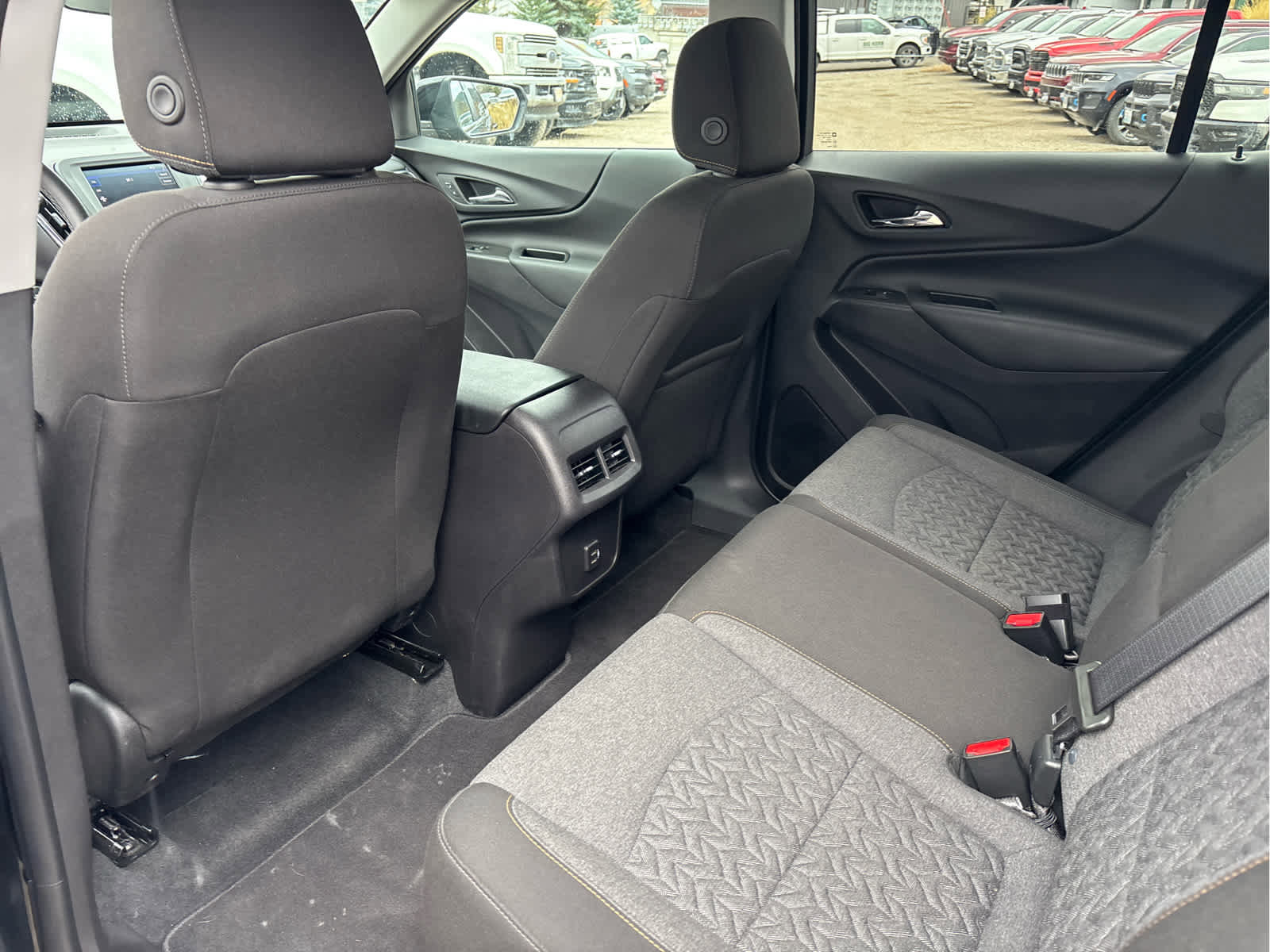 Used 2024 Chevrolet Equinox LT image 23