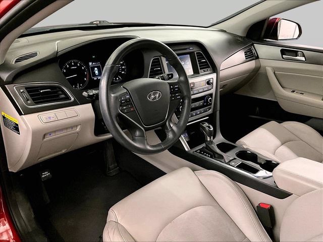 Used 2017 Hyundai Sonata Sport w/ Value Edition Package 02 FWD image 12