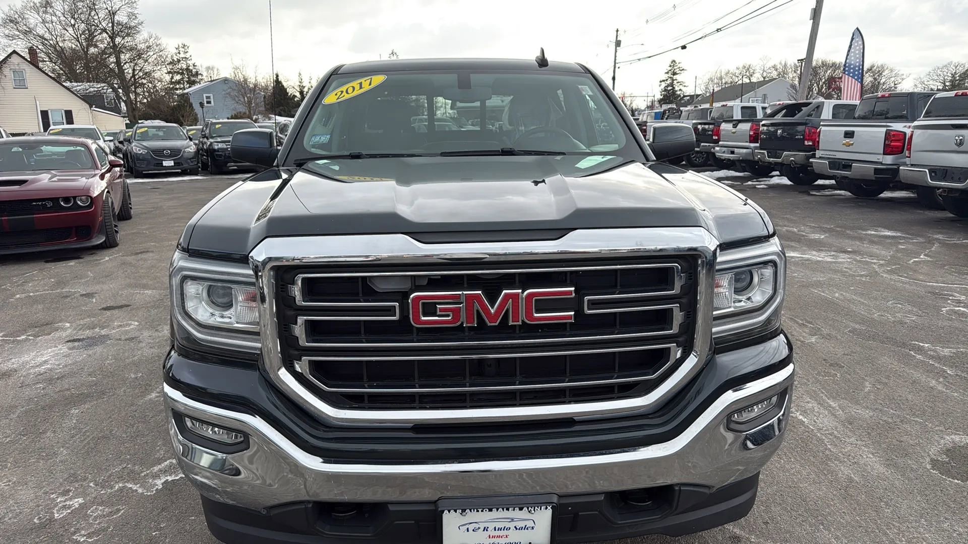 Used 2017 GMC Sierra 1500 SLE w/ SLE Value Package image 2