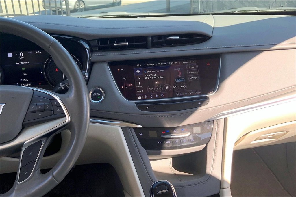 Certified 2023 Cadillac XT5 Premium Luxury w/ Technology Package image 8