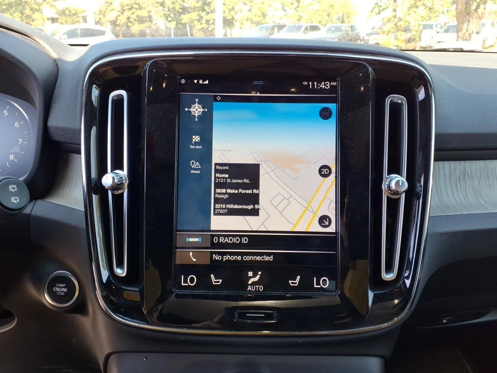 Used 2019 Volvo XC40 T4 Inscription FWD image 11