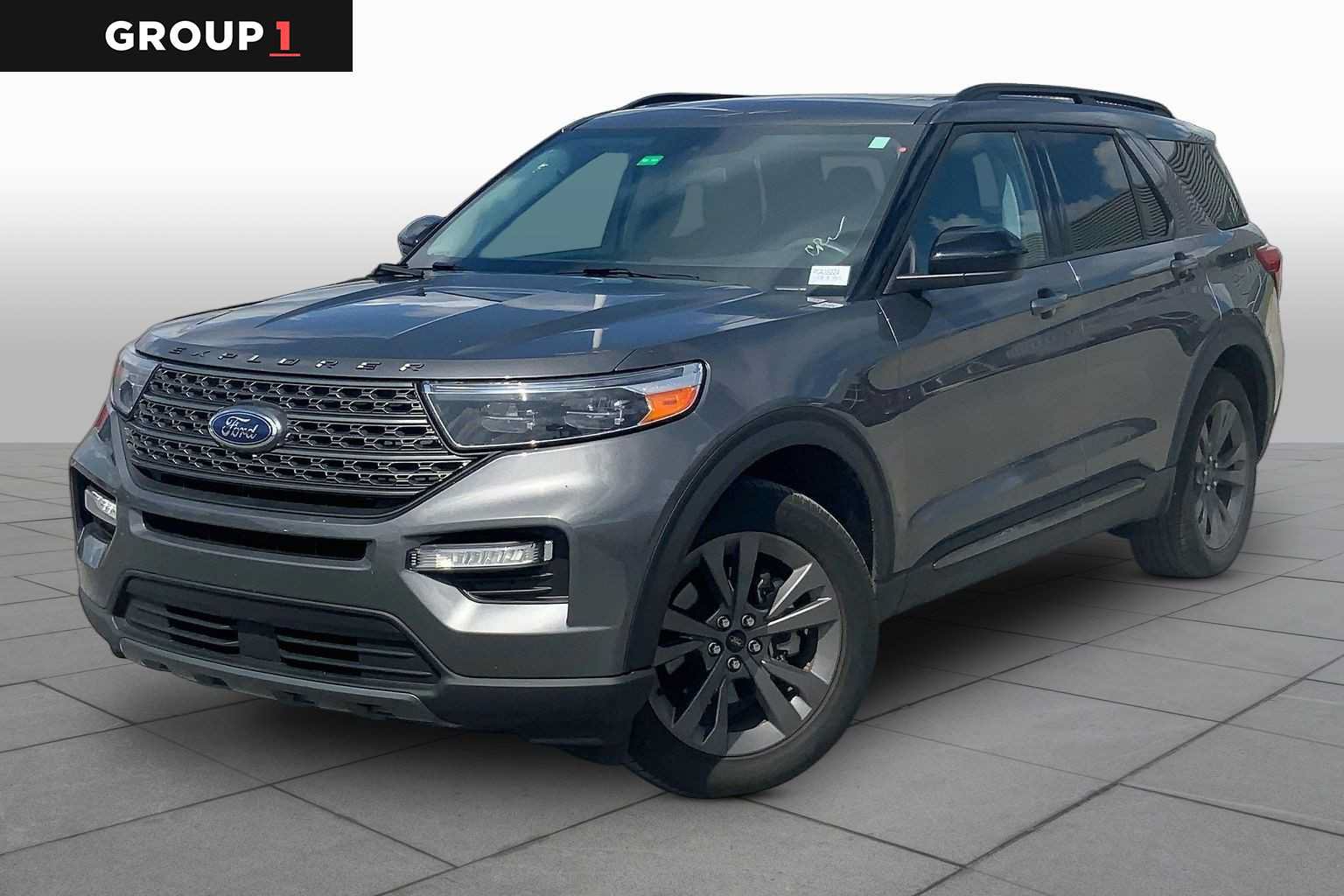 Certified 2023 Ford Explorer XLT w/ Equipment Group 202A RWD image 1