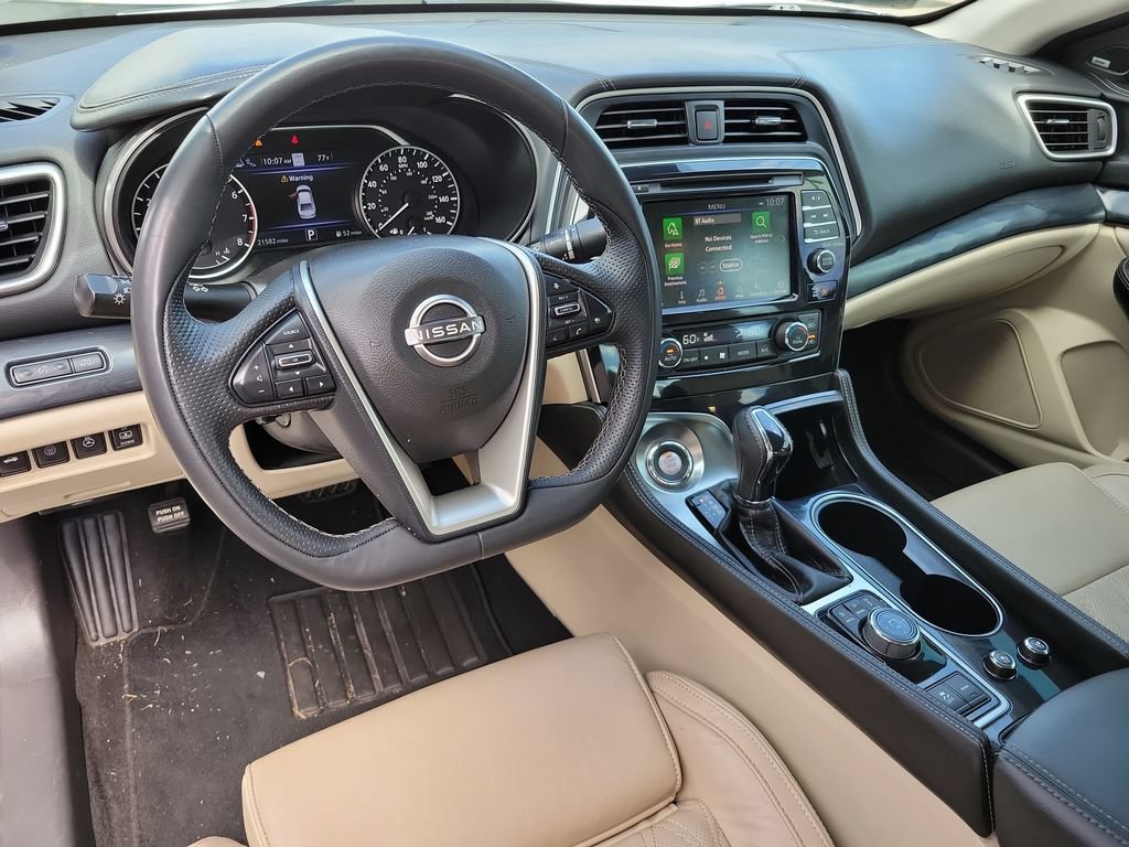 Used 2023 Nissan Maxima Platinum w/ Sport Mat Group FWD image 9
