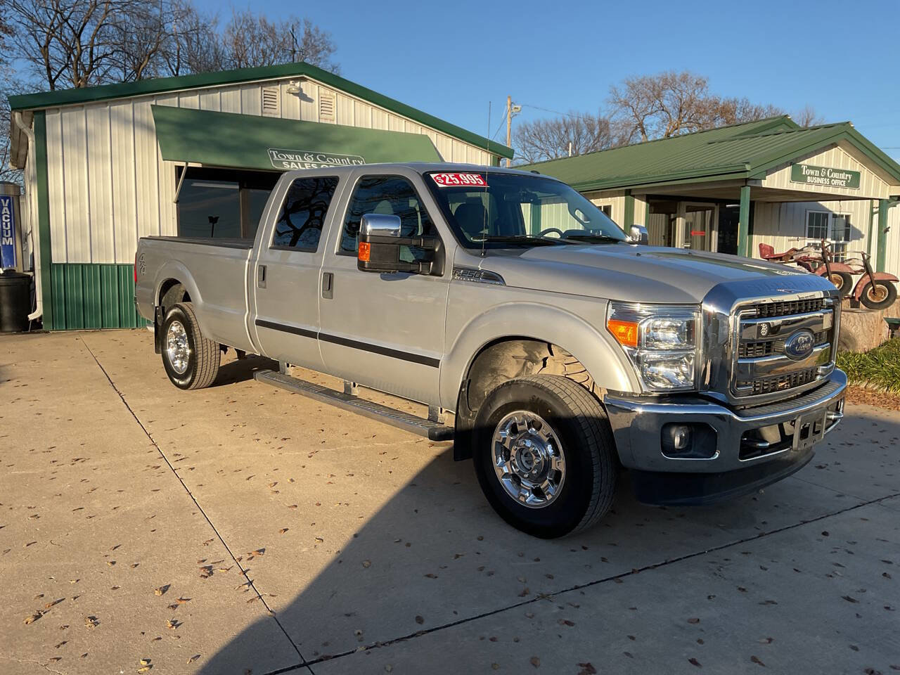 Used 2016 Ford F250 XLT w/ XTR Plus Package image 3