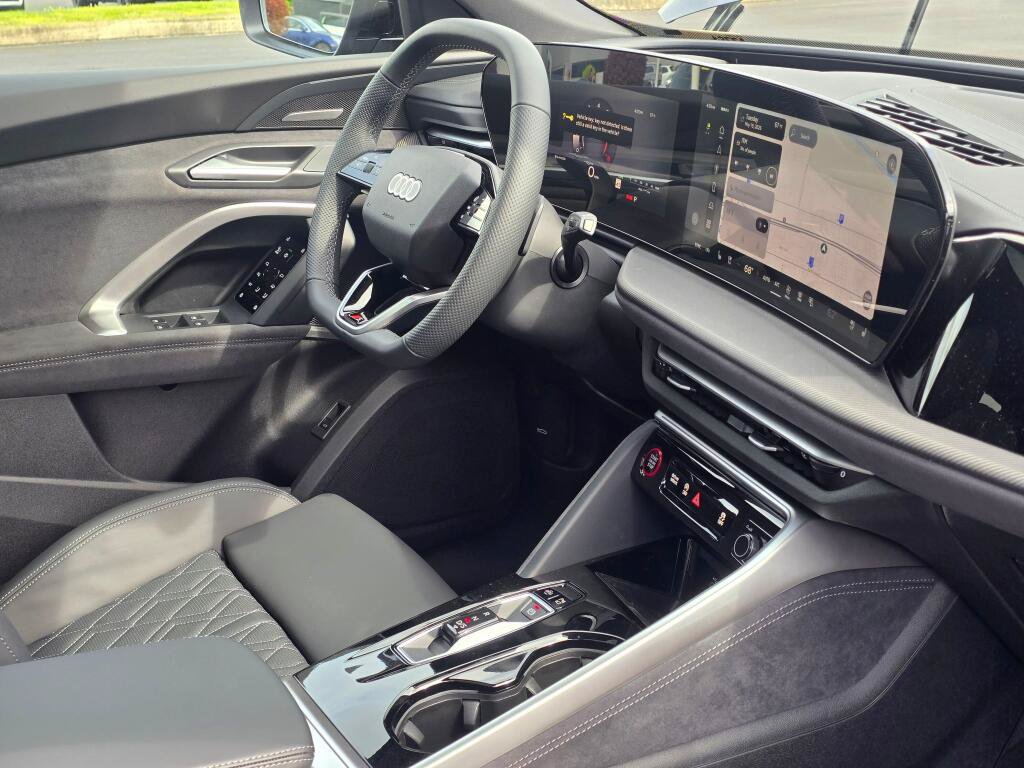 New 2026 Audi SQ5 Premium Plus AWD/4WD image 27