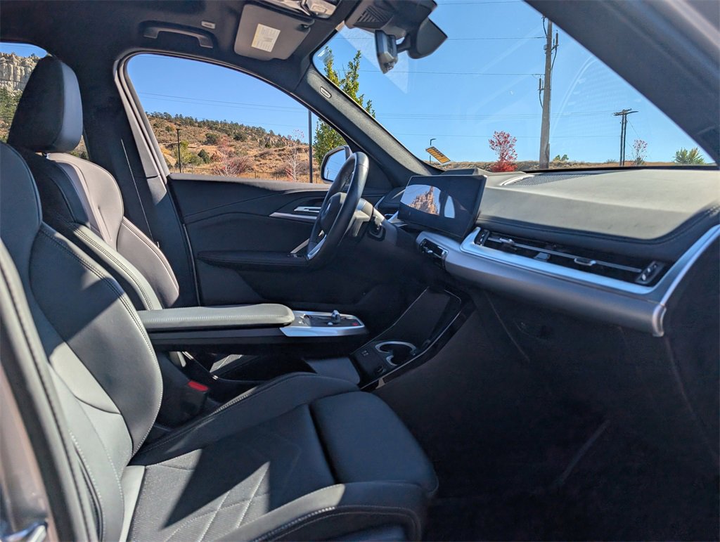 Certified 2025 BMW X1 xDrive28i w/ Technology Package image 21