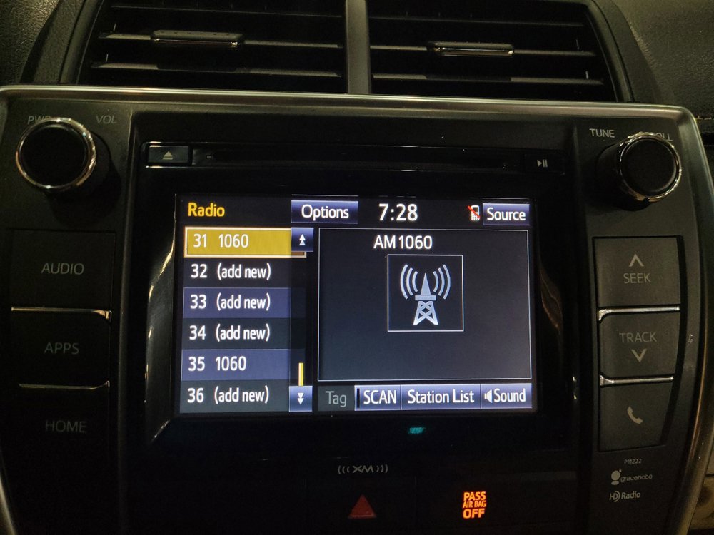 Used 2016 Toyota Camry XLE FWD image 25