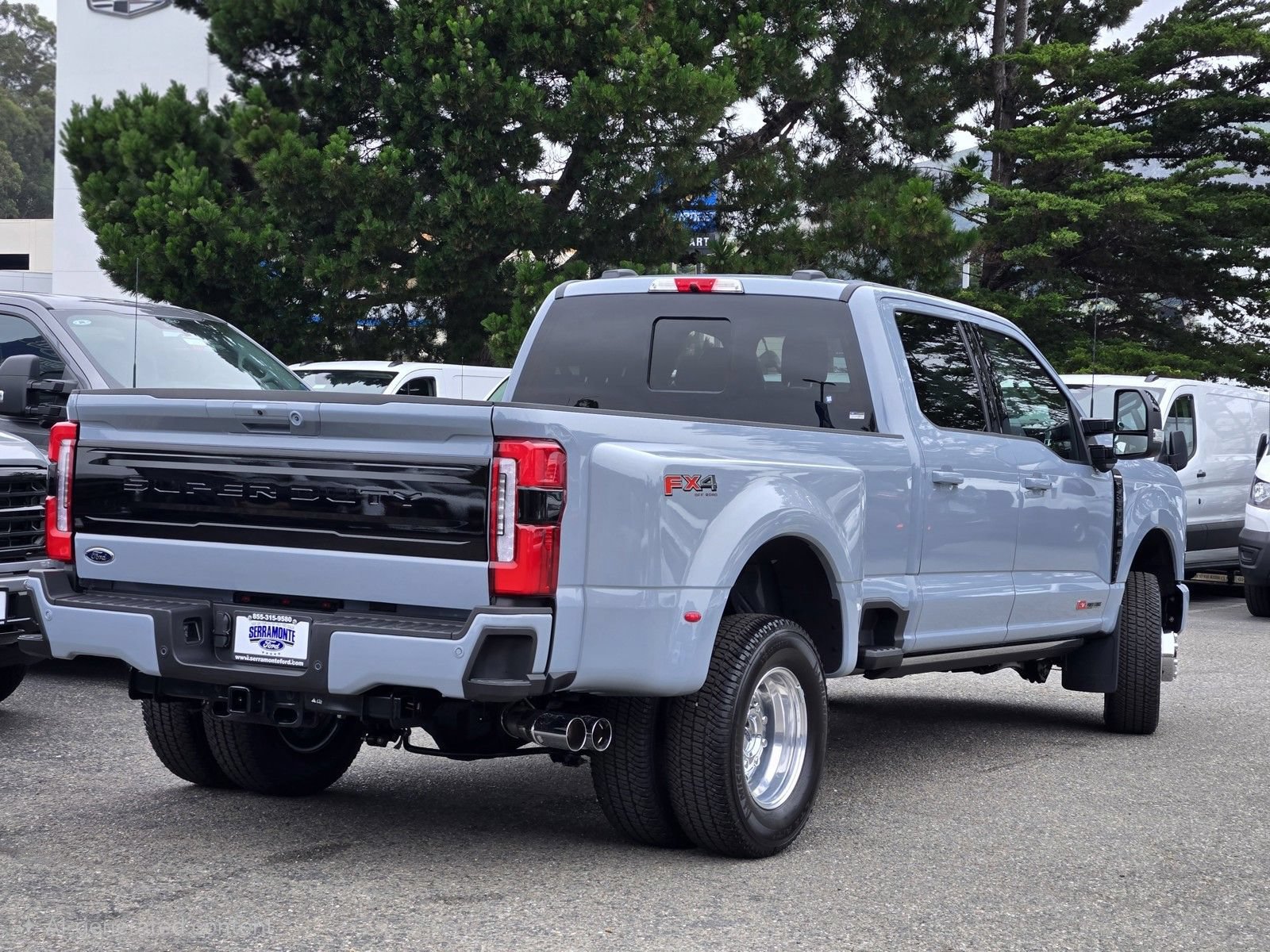 New 2026 Ford F350 Platinum AWD/4WD image 4