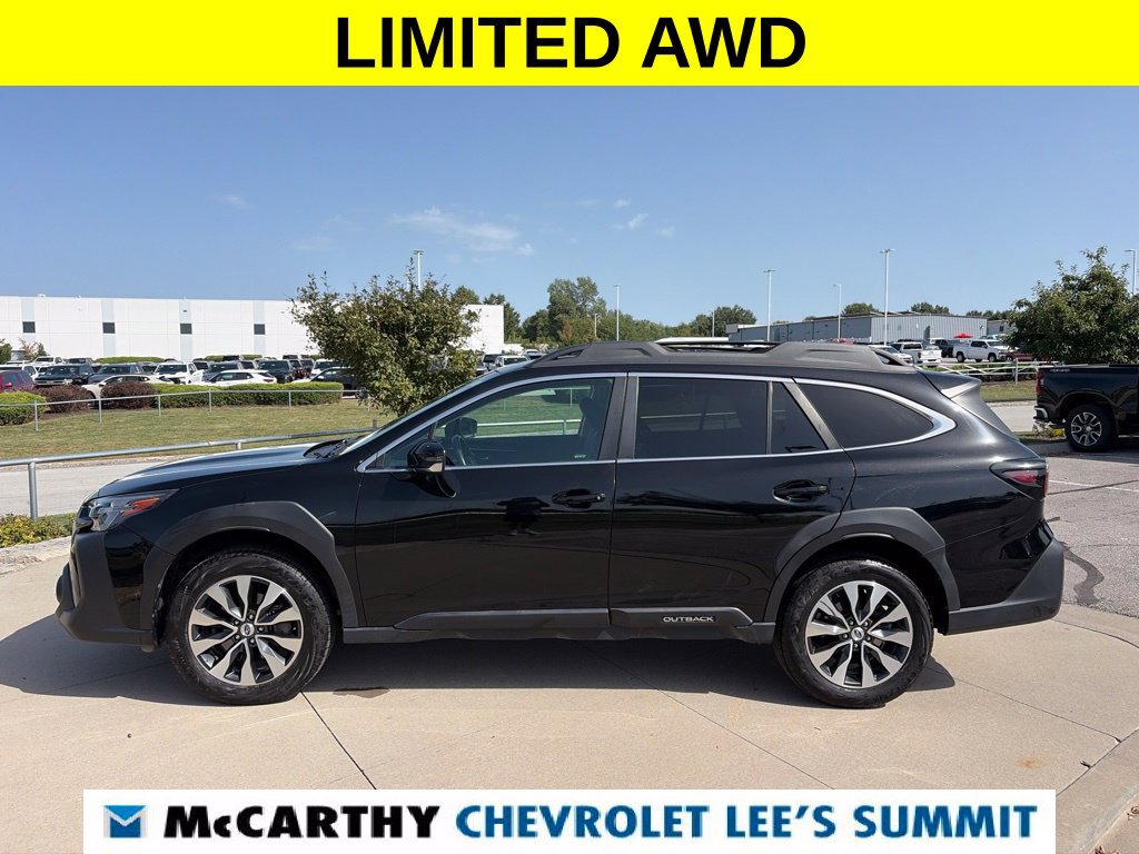Used 2023 Subaru Outback Limited AWD/4WD image 5