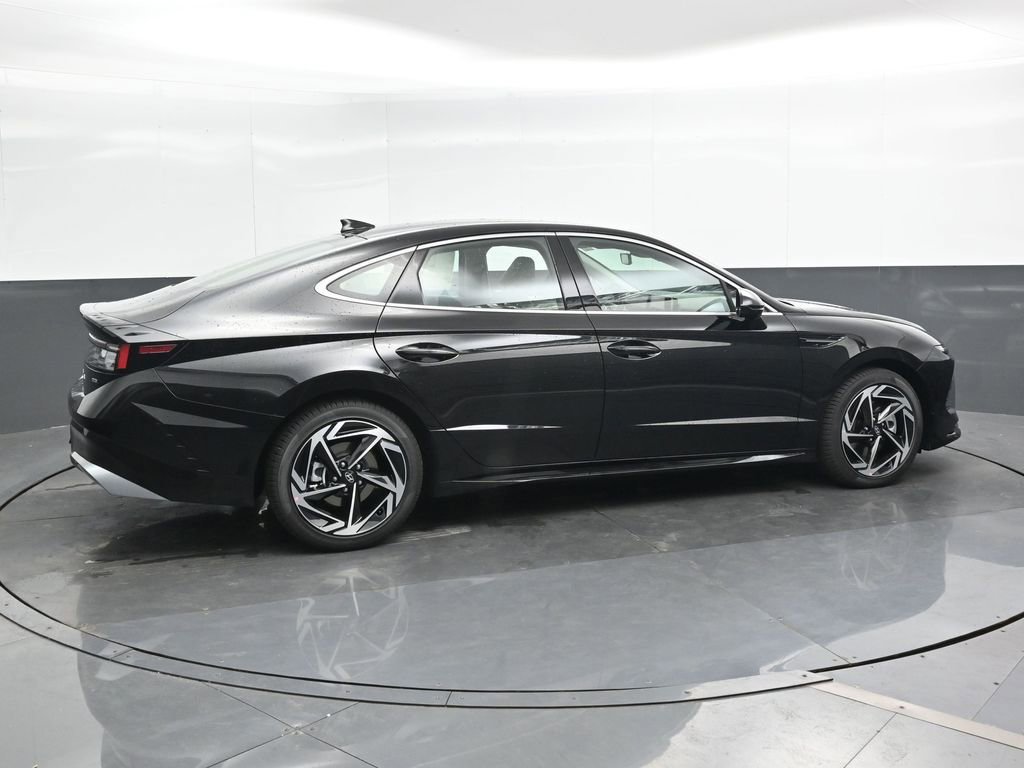 New 2026 Hyundai Sonata SEL image 2