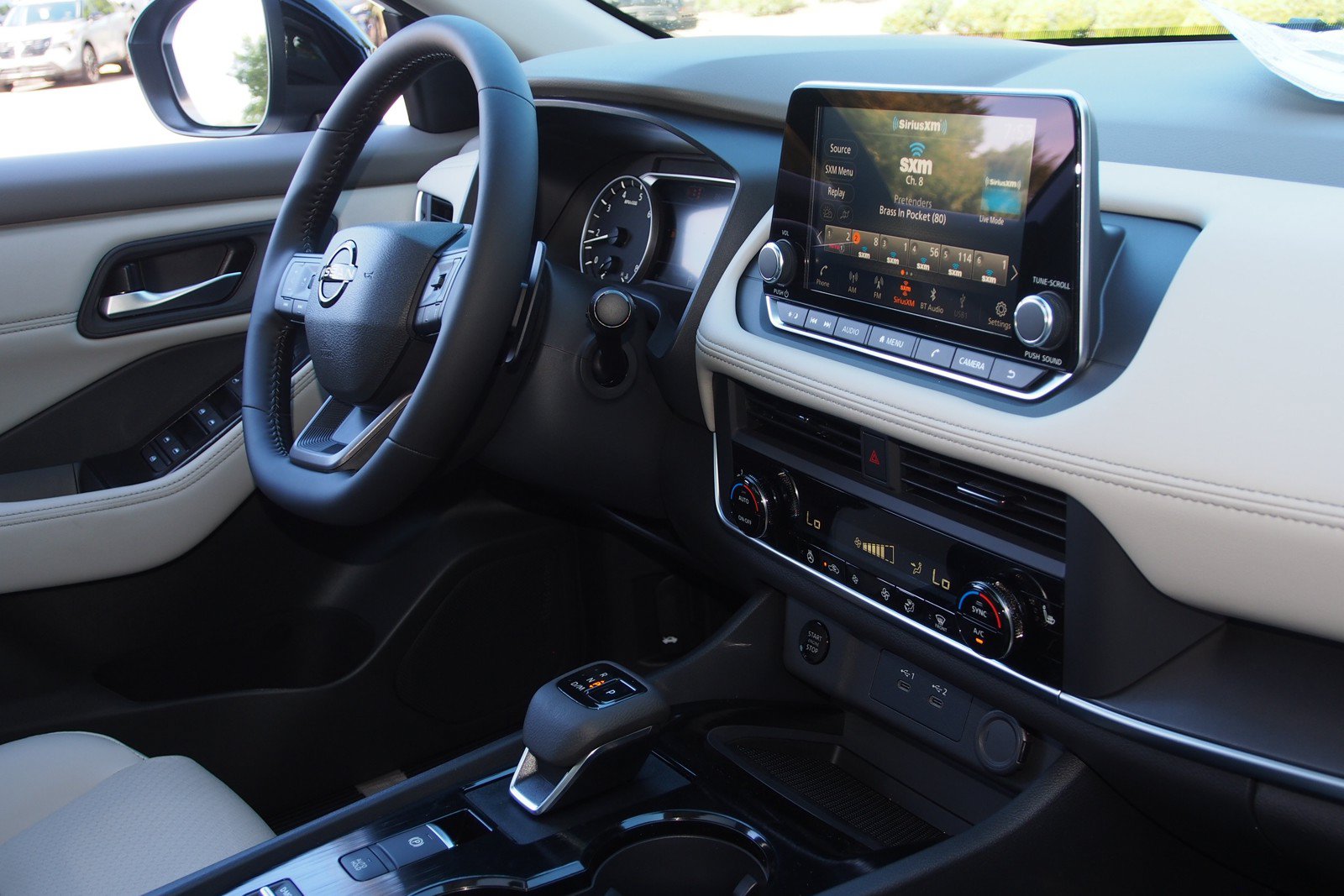 New 2026 Nissan Rogue Dark Armor FWD image 10