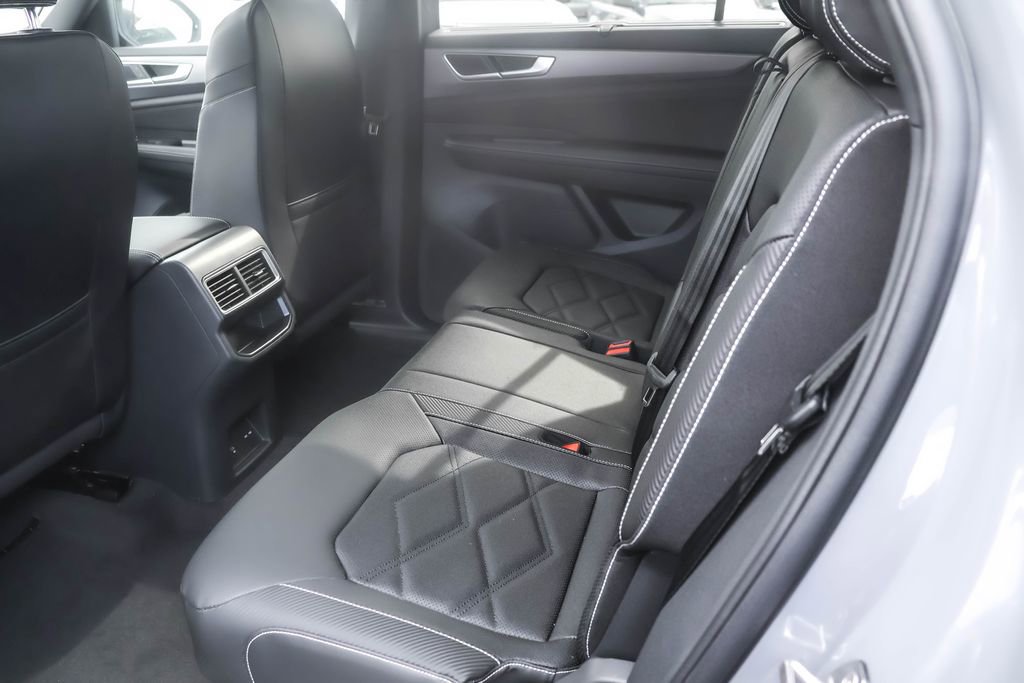 New 2026 Volkswagen Atlas Cross Sport SE image 33
