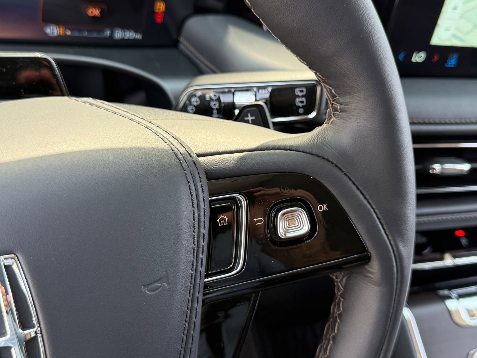 New 2026 Lincoln Aviator Reserve image 35