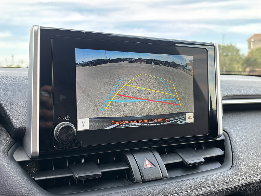Certified 2025 Toyota RAV4 LE AWD/4WD image 20
