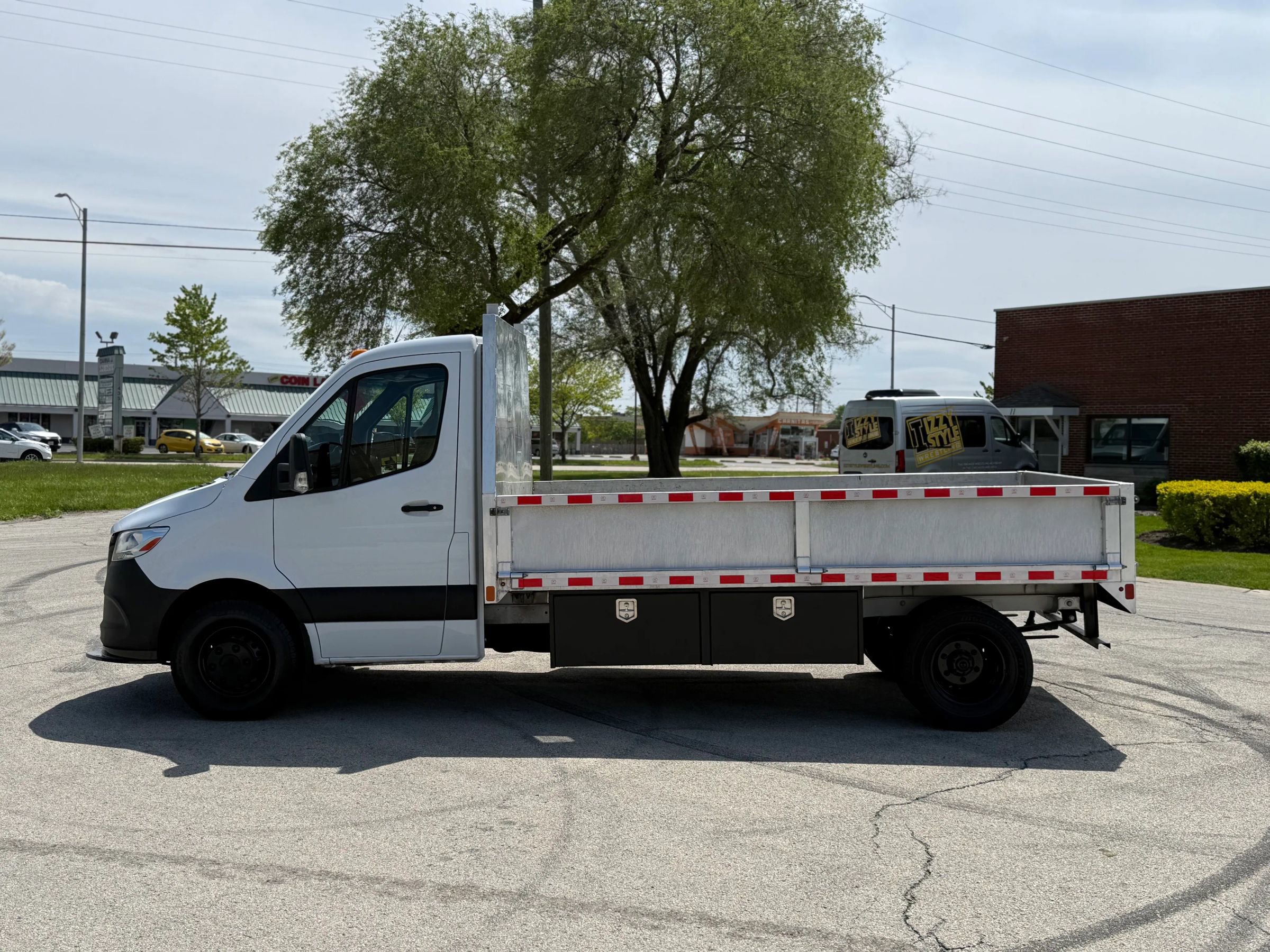 Used 2019 Mercedes-Benz Sprinter 170 w/ Chrome Grille Package image 6