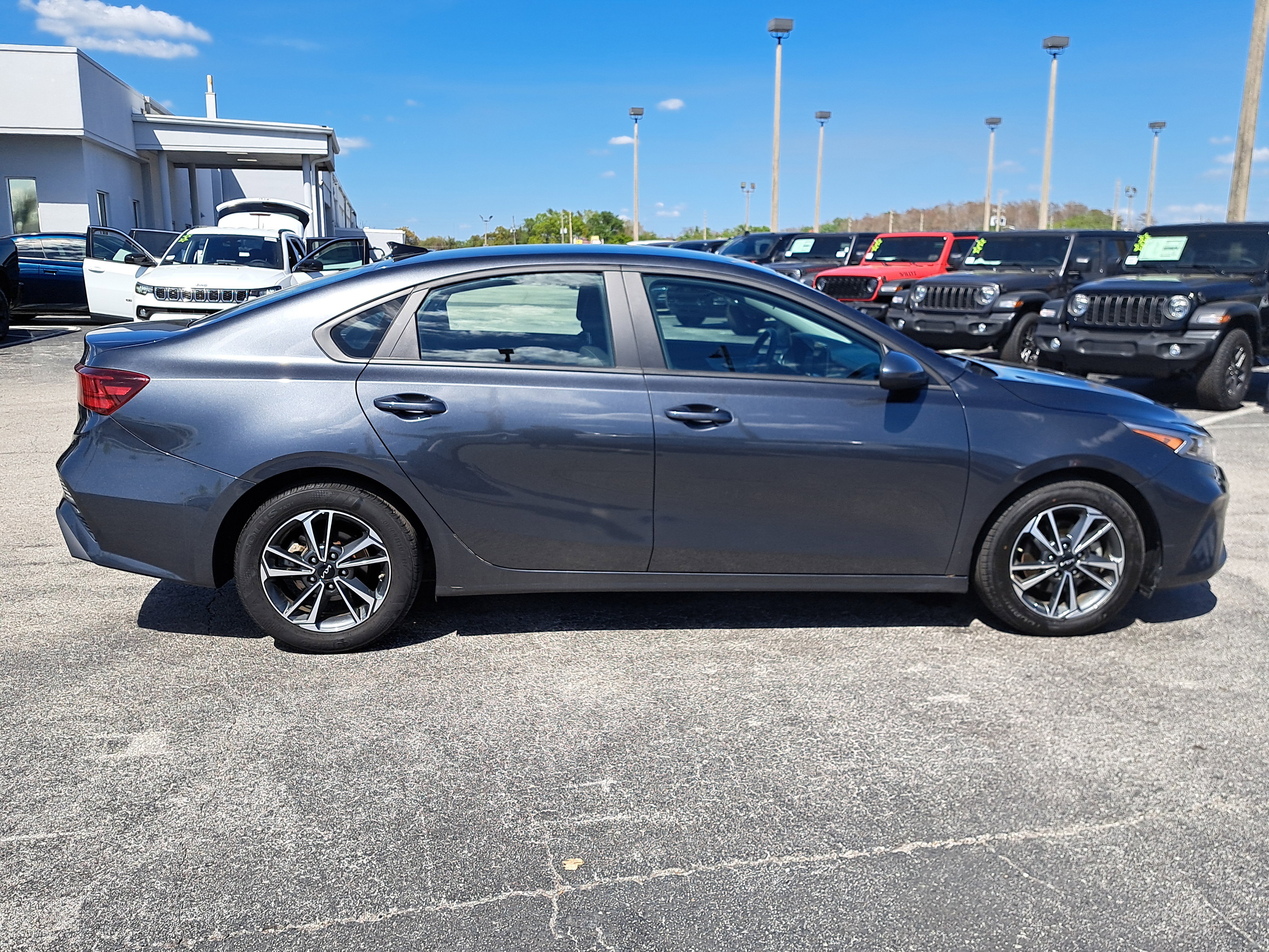 Used 2024 Kia Forte LXS image 9