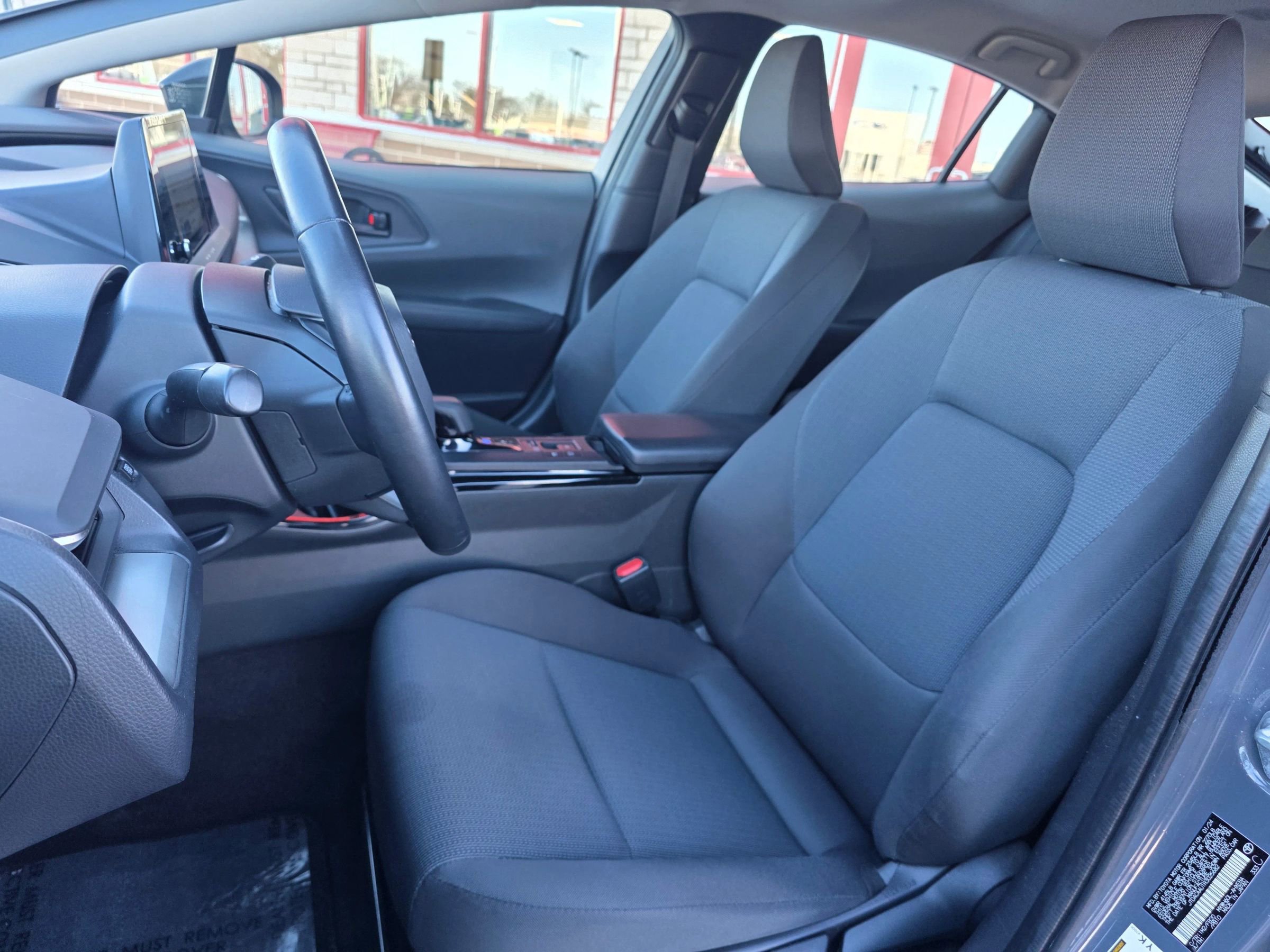 Used 2024 Toyota Prius LE image 9