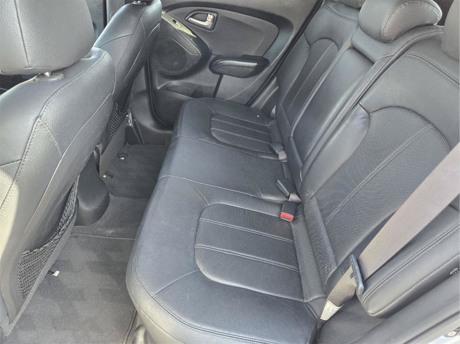 Used 2013 Hyundai Tucson Limited FWD image 28