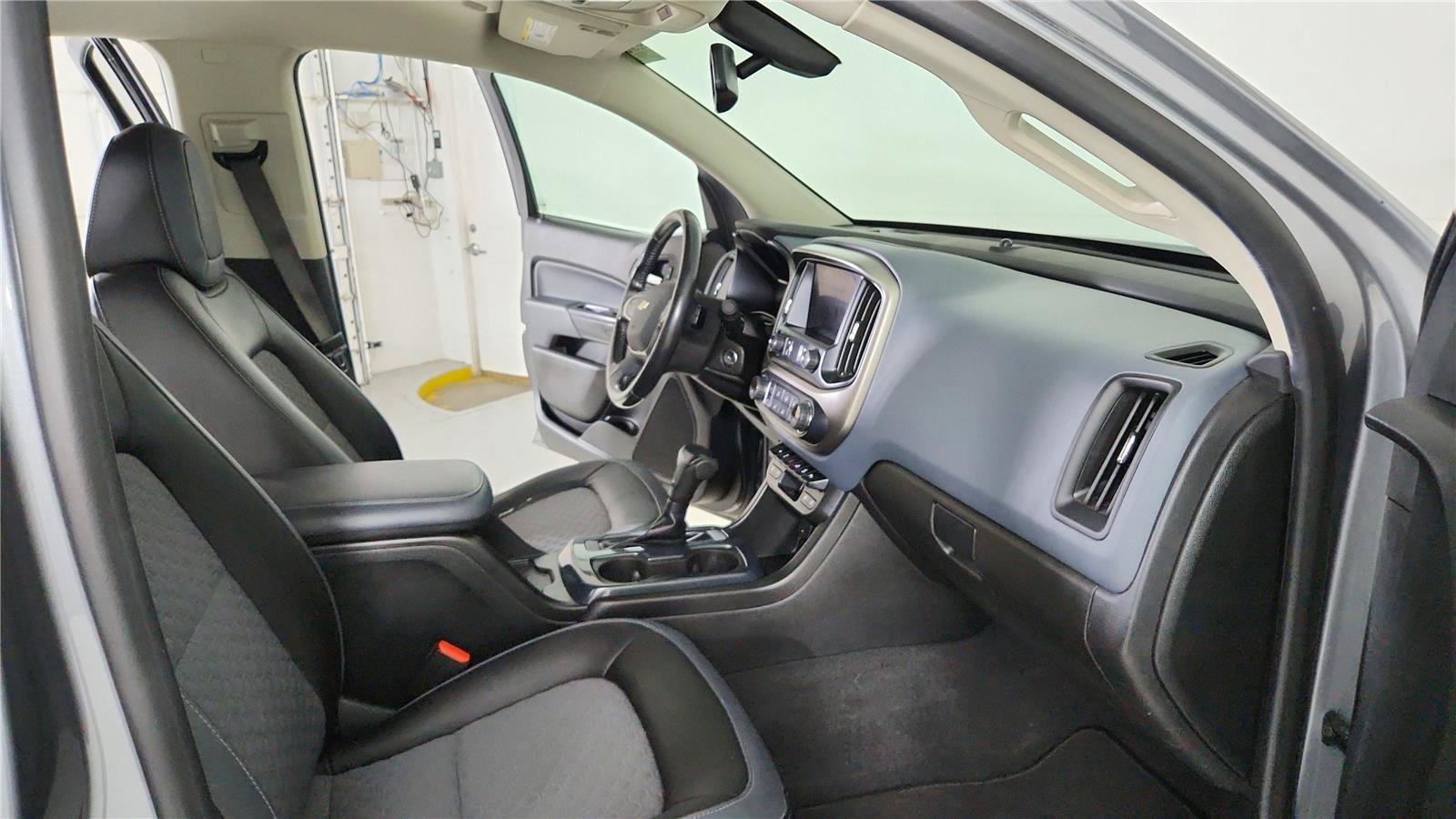 Used 2021 Chevrolet Colorado Z71 AWD/4WD image 20