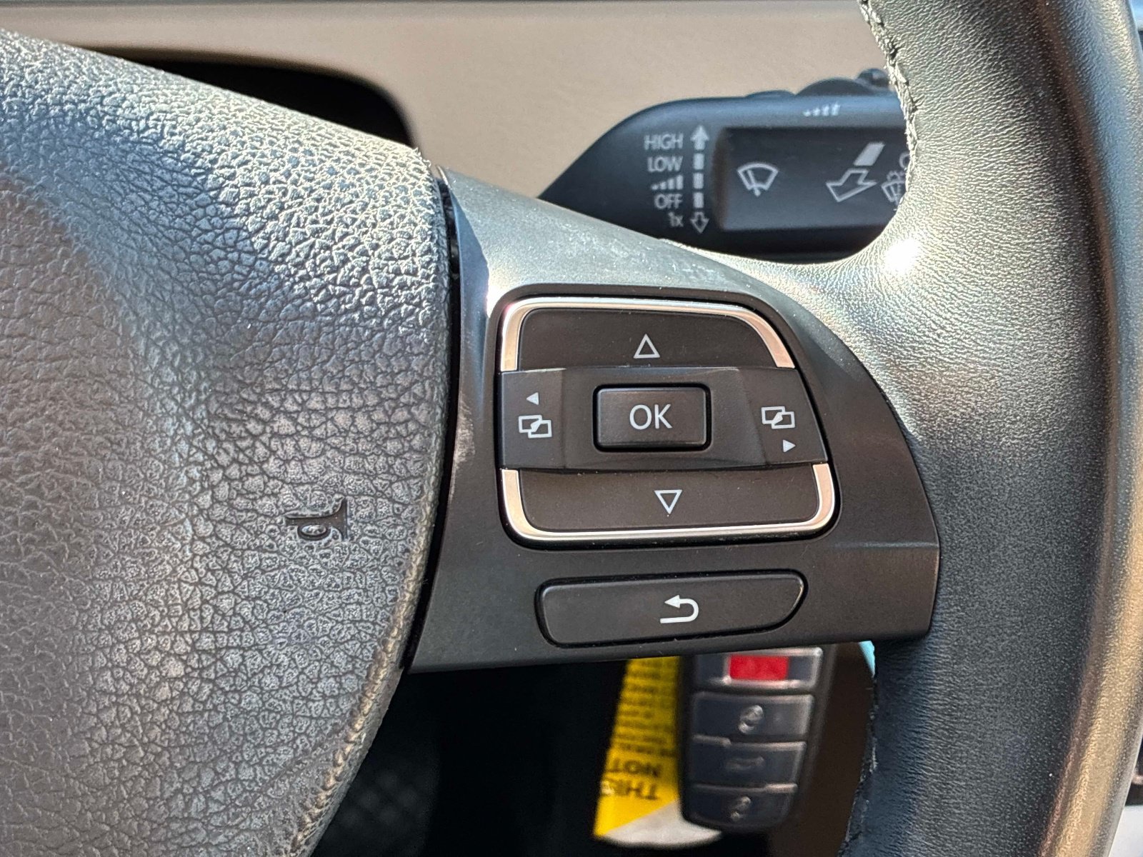 Used 2013 Volkswagen CC Sport FWD image 24