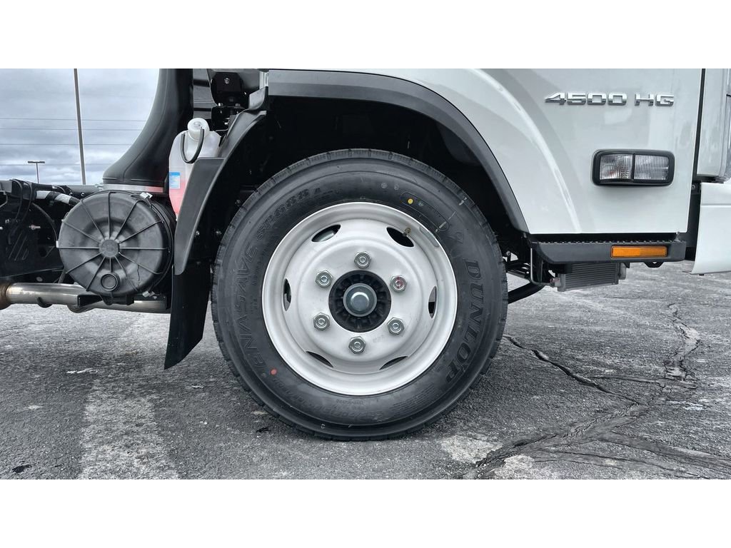 New 2024 Chevrolet Low Cab Forward image 10